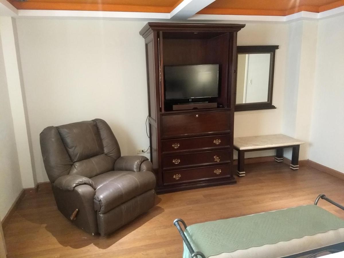 Rose Hotel 蒙特雷 外观 照片