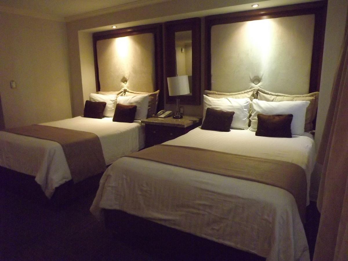 Rose Hotel 蒙特雷 外观 照片